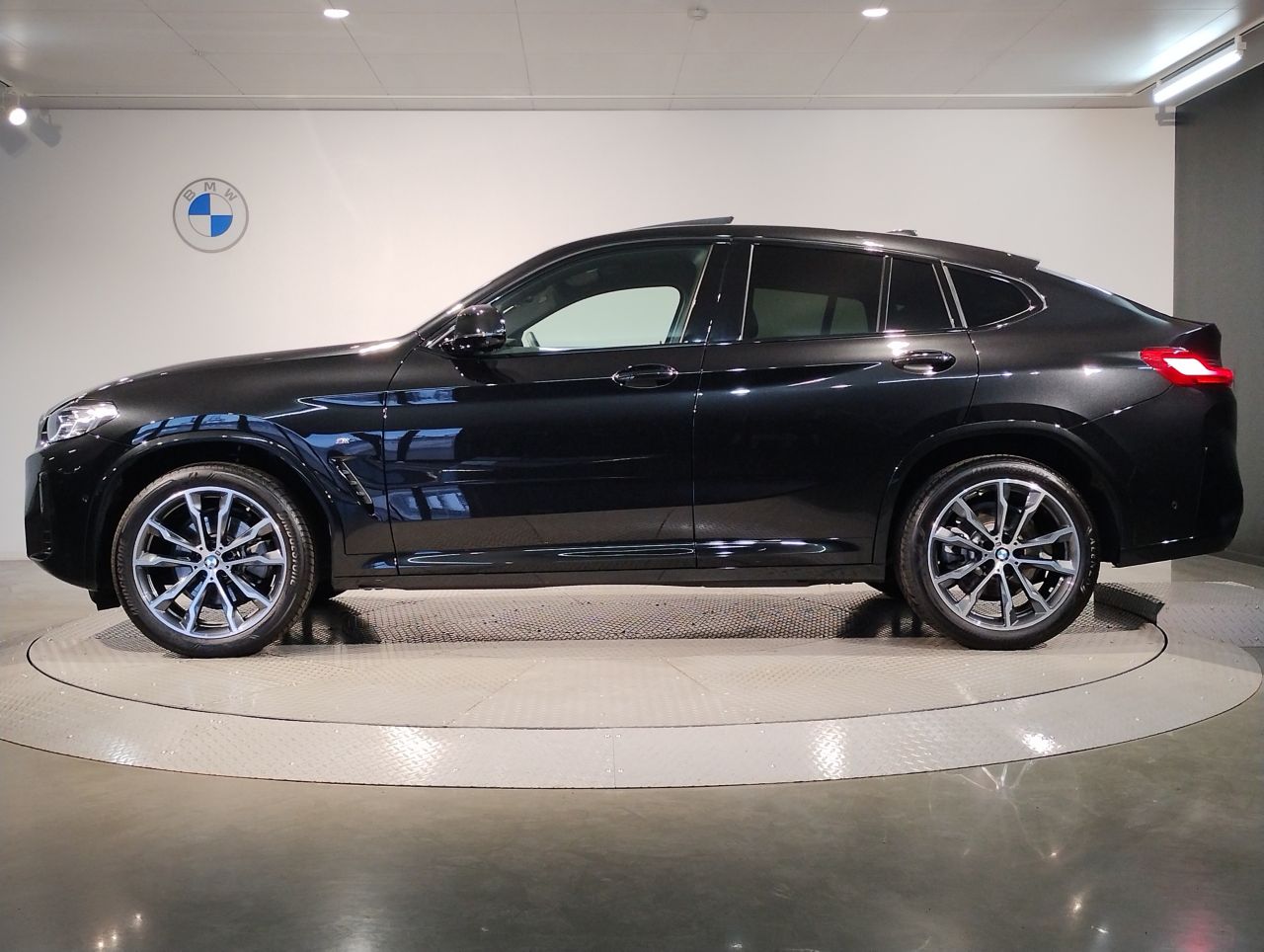 X4 xDrive20d RHD