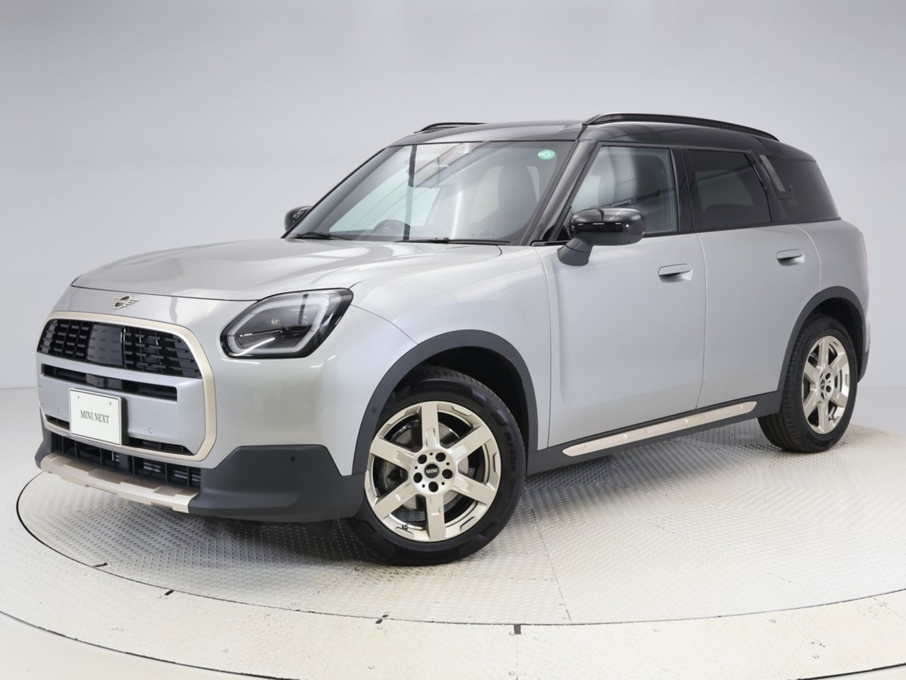 THE NEW MINI COUNTRYMAN C