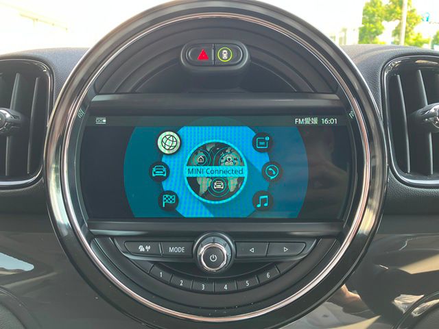 MINI CROSSOVER ONE