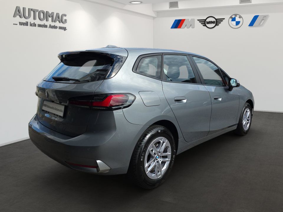 BMW 218