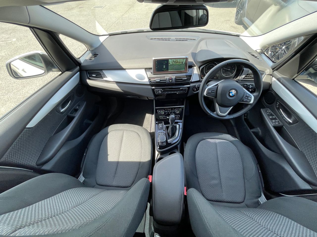 218I GRAN TOURER RHD