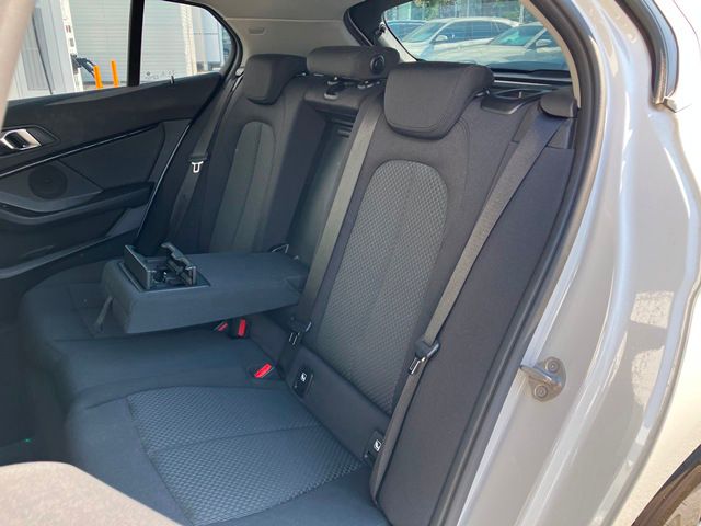 F40 118d Sports Hatch 5-door B47 2.0d