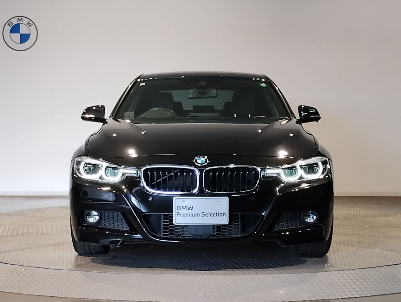 320I SEDAN RHD