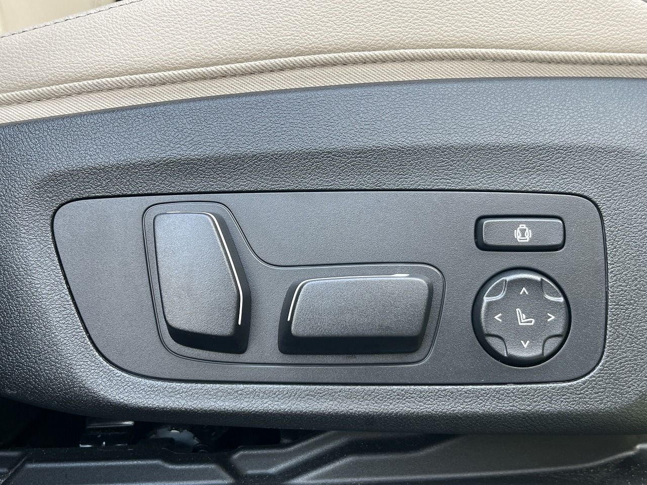 X4 xDrive20d RHD