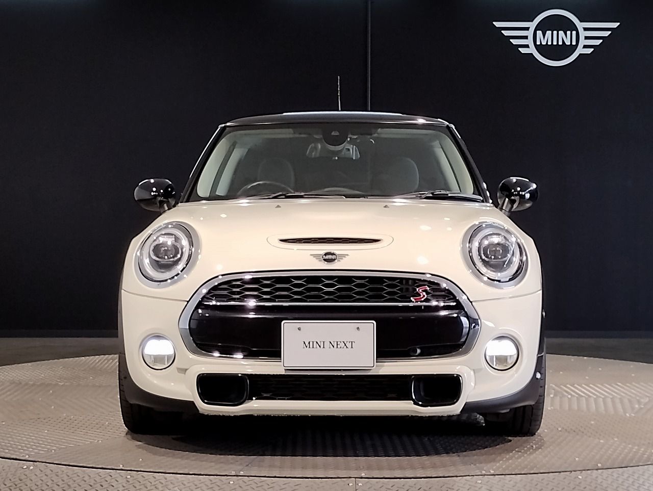 F56 COOPER S D(AT)