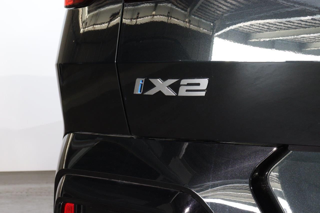 iX2 xDrive30 MSP