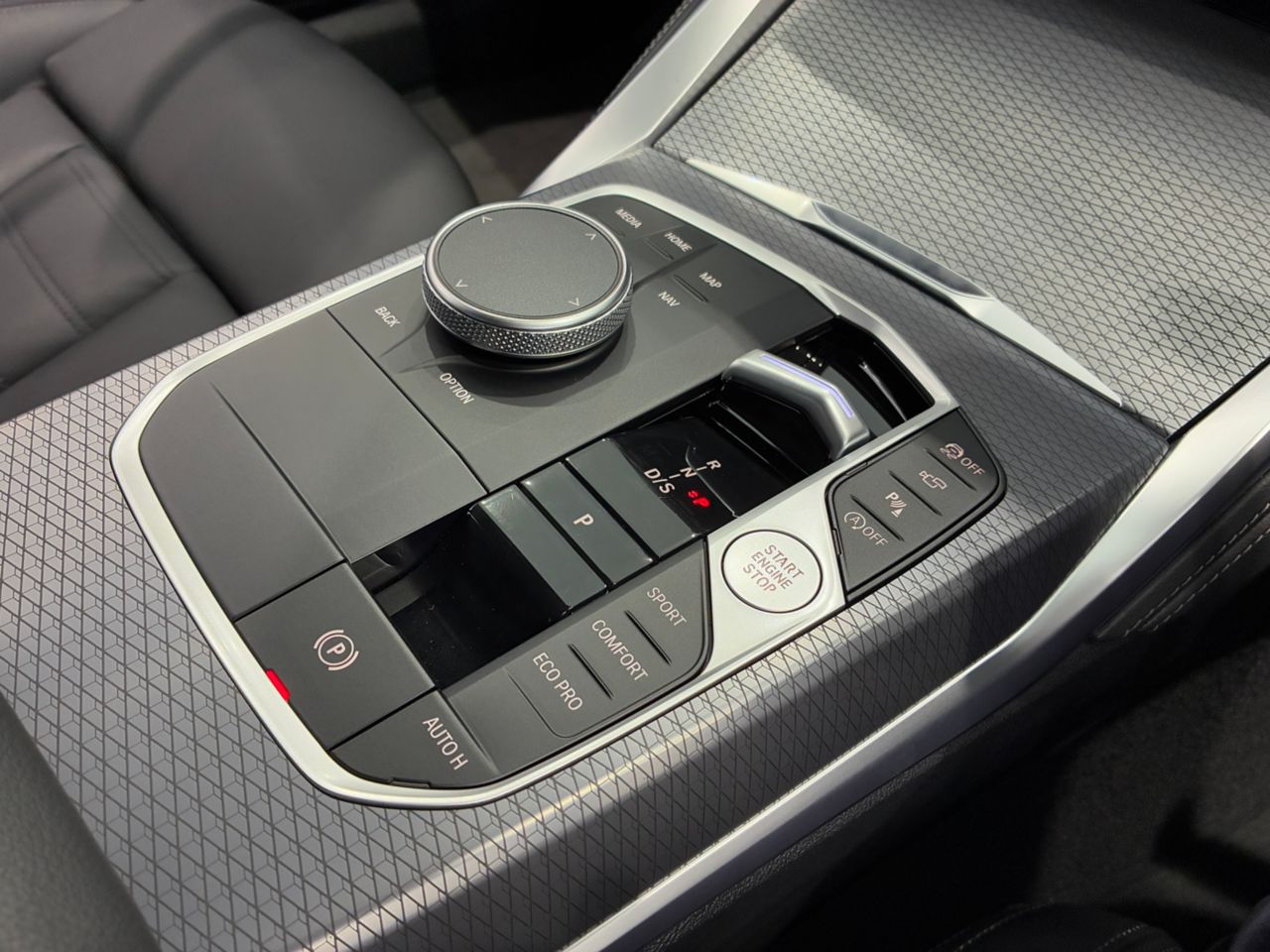 G26 420d xDrive Gran Coupe RHD