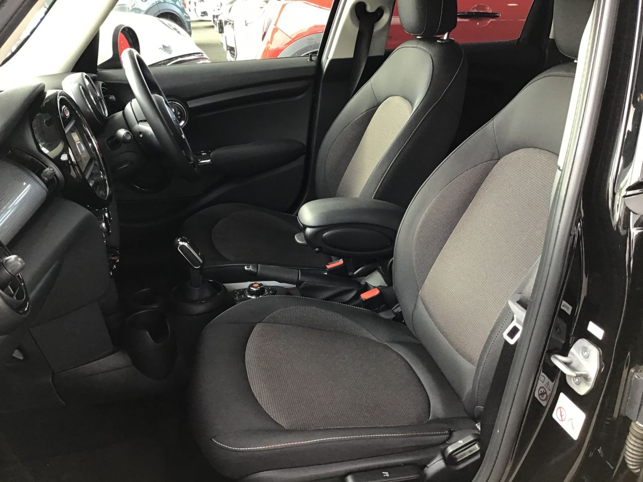 F55 MINI Cooper 5-Door Hatch LCI