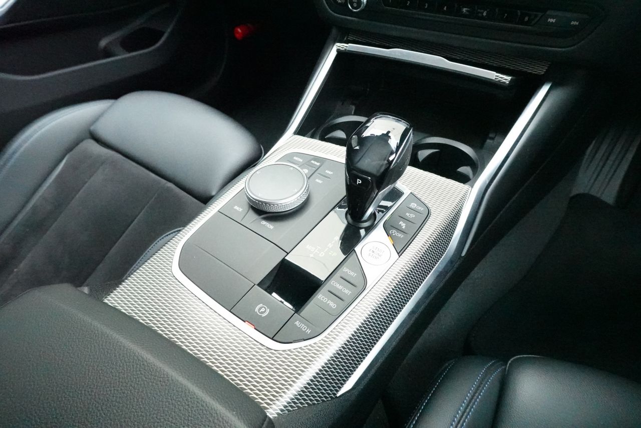 G20 320i Saloon RHD TU