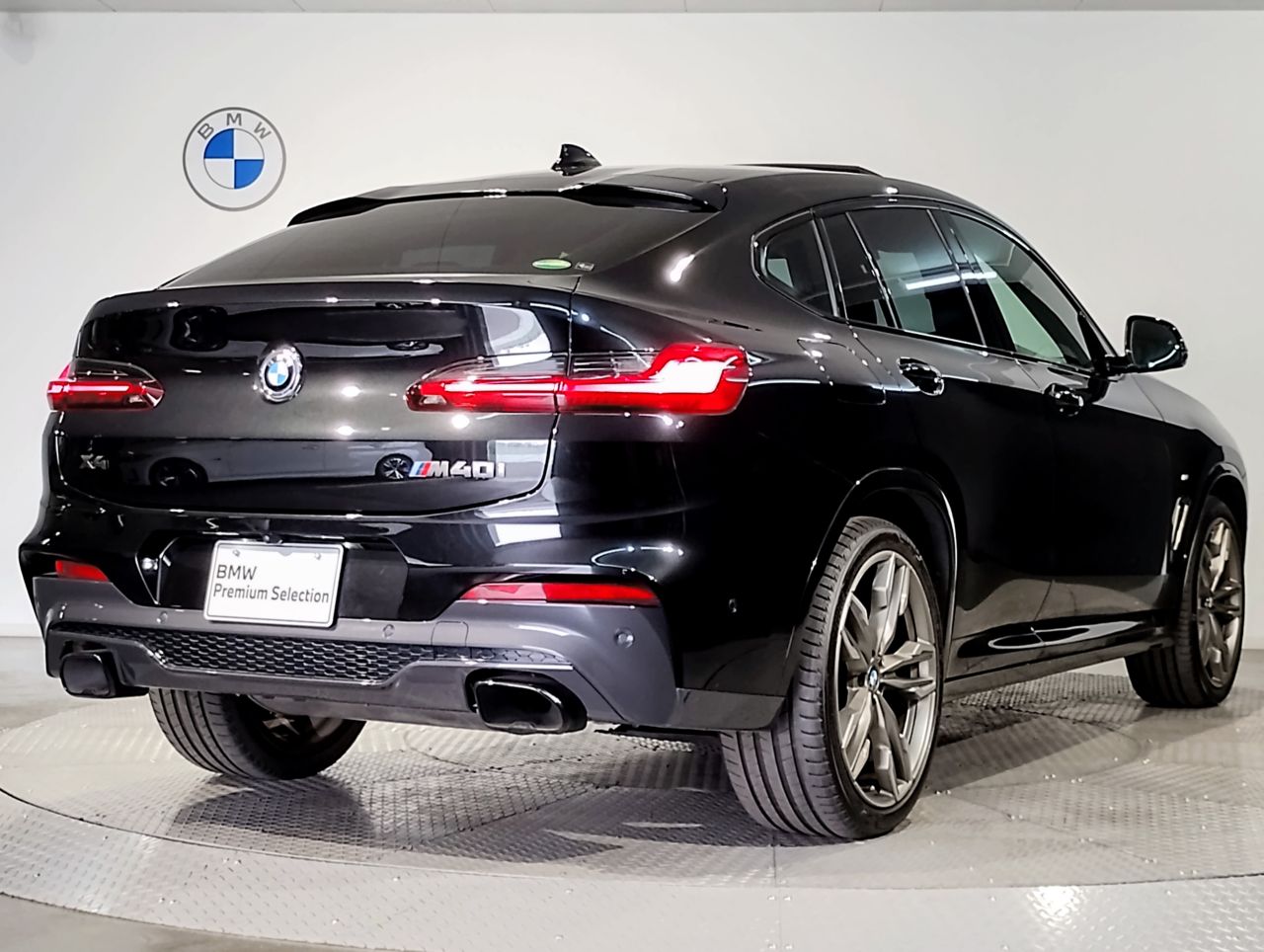 X4 M40i RHD