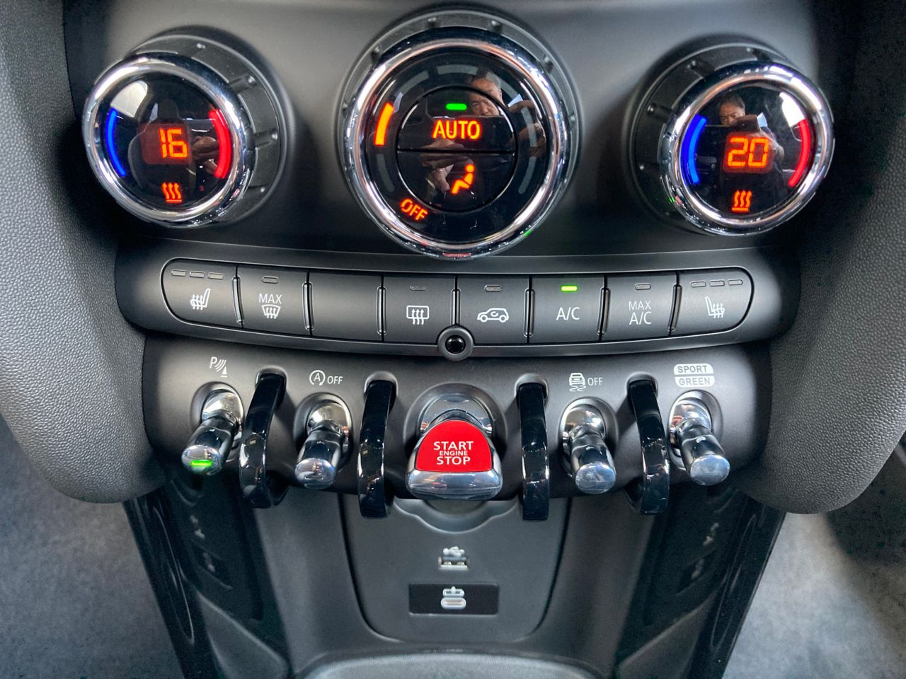 MINI JCW 3 Dr