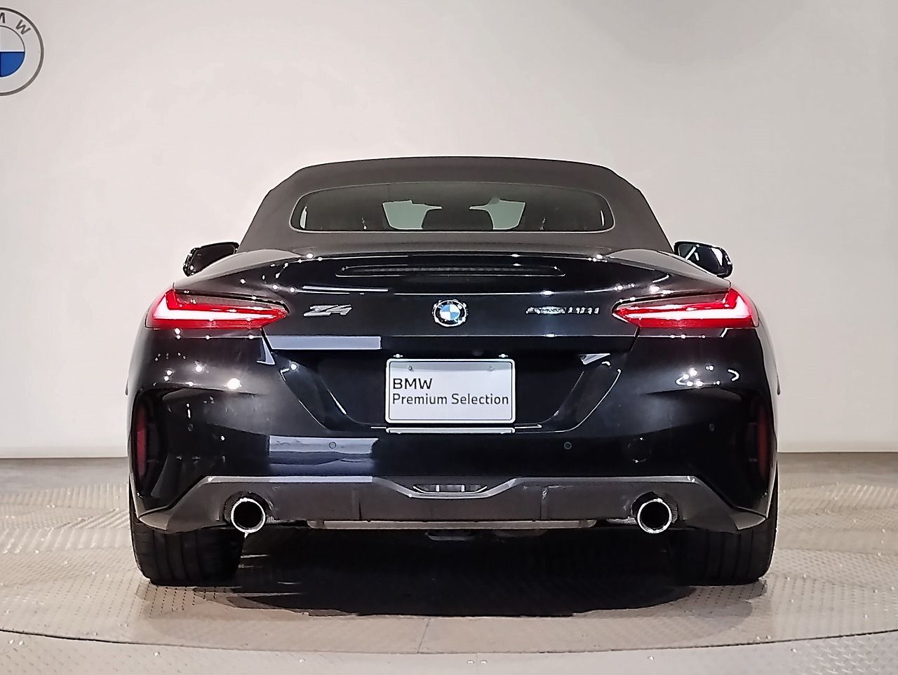 G29 z4 sDrive20i RHD