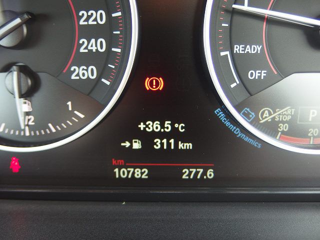 220I CABRIOLET RHD
