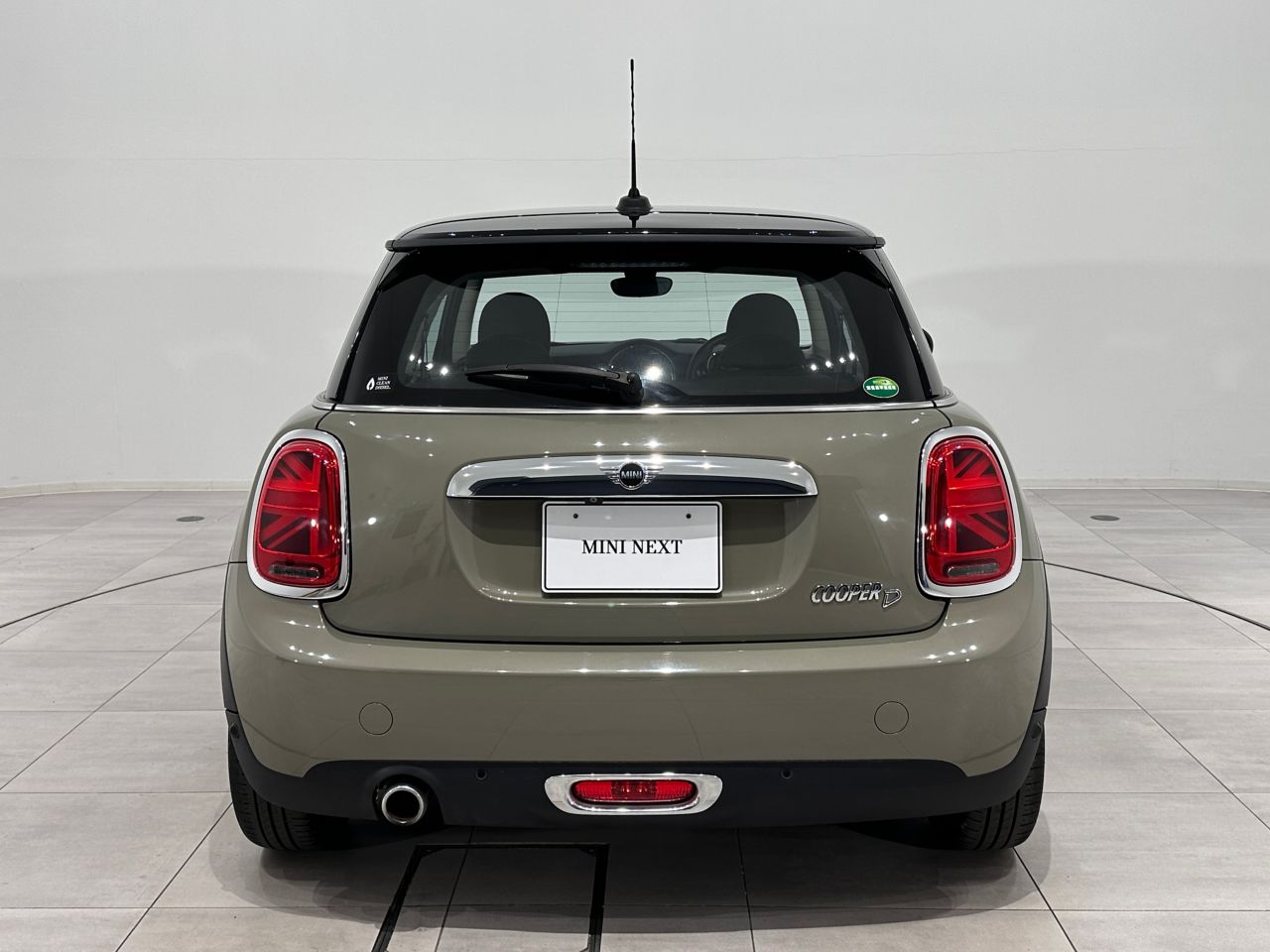 F56 COOPER D (AT)