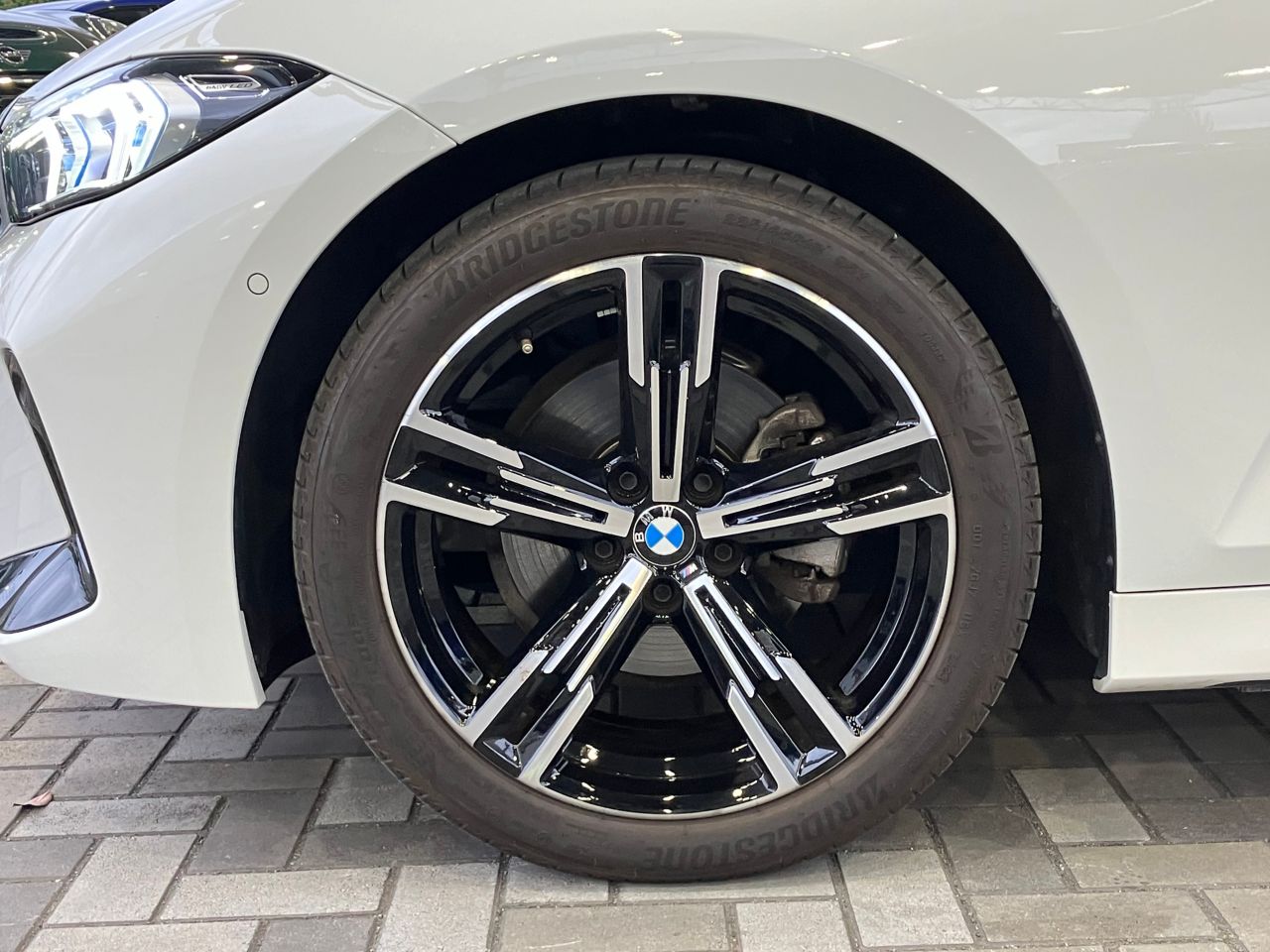 G20 320i Saloon LCI RHD MX