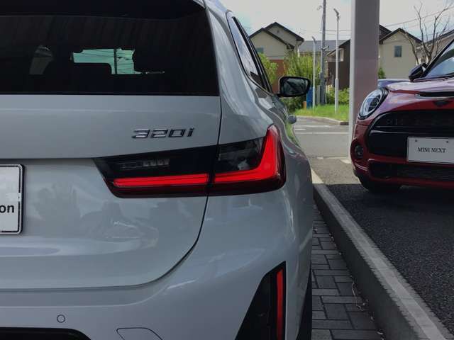G21 320i Touring LCI RHD