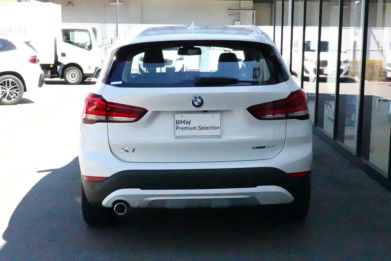 X1 sDrive18i RHD