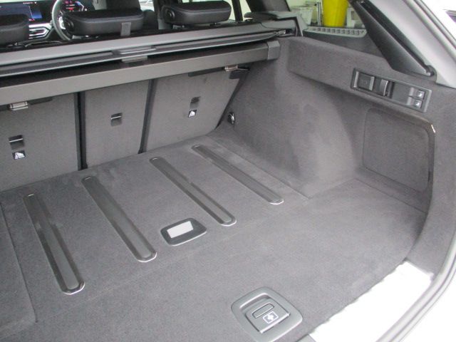 G21 320d xDrive Touring LCI RHD