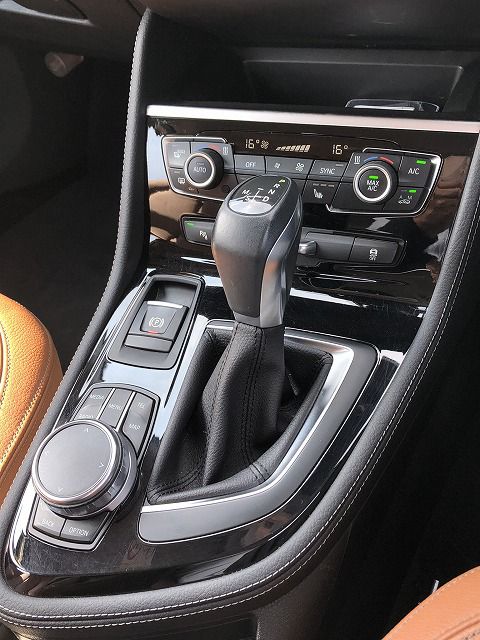218D ACTIVE TOURER RHD