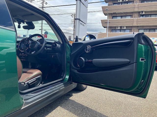 F56 MINI Cooper 3-Door Hatch LCI