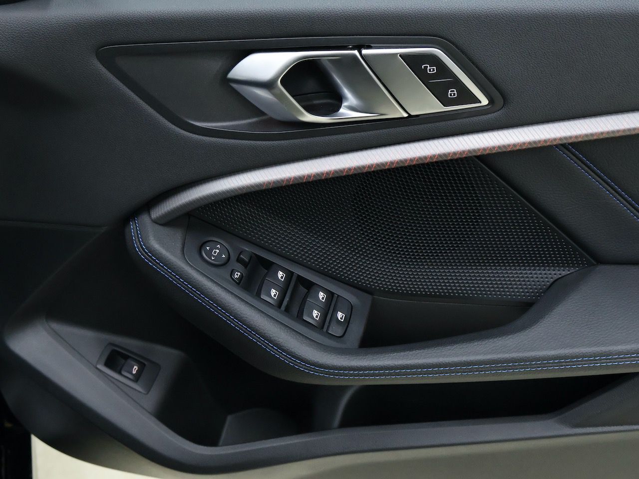 F40 118d Sports Hatch 5-door B47 2.0d