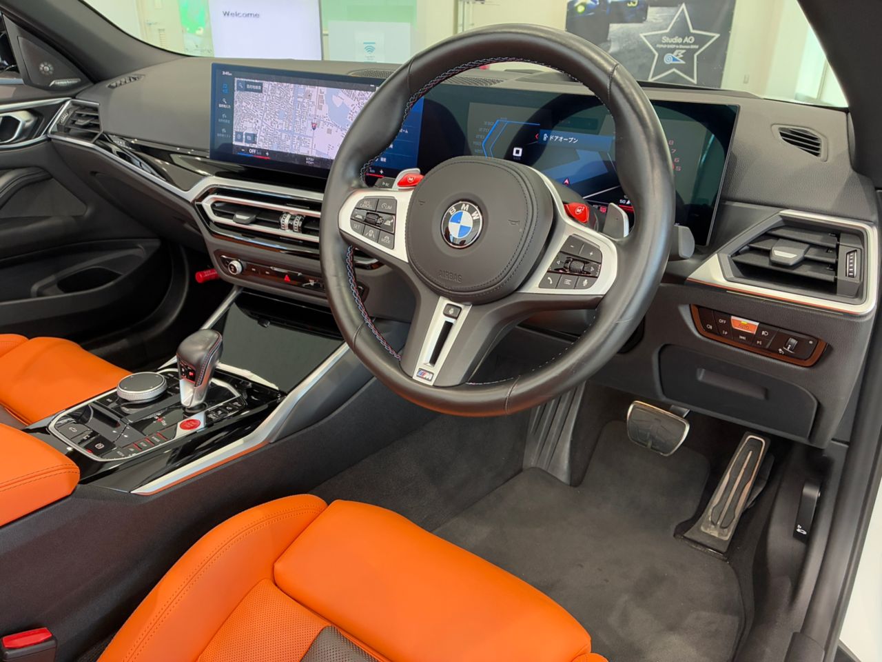 G83 M4 Competition M xDrive Competition RHD