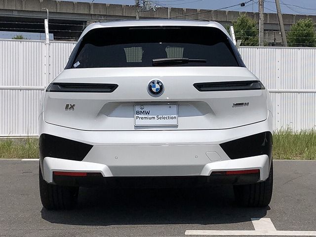 i20 iX xDrive50