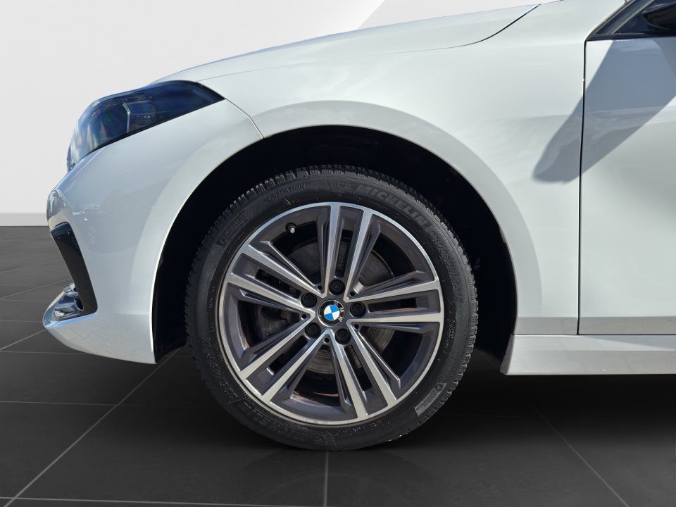 BMW 118