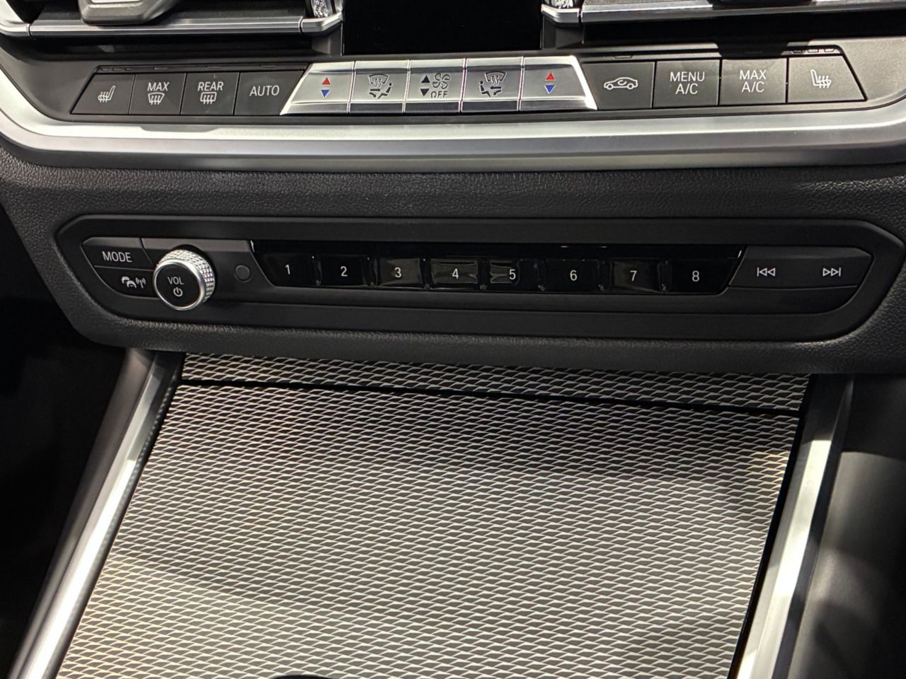 G21 330i Touring RHD
