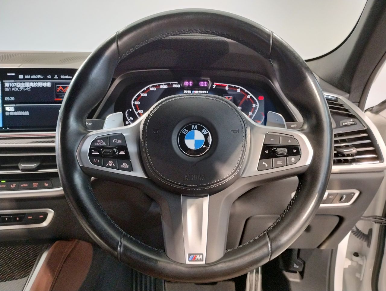 X* M50i RHD