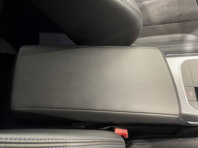 G21 320i RHD