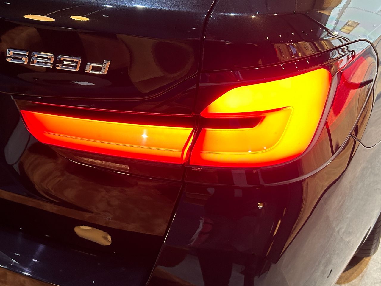 520d xDrive Touring RHD