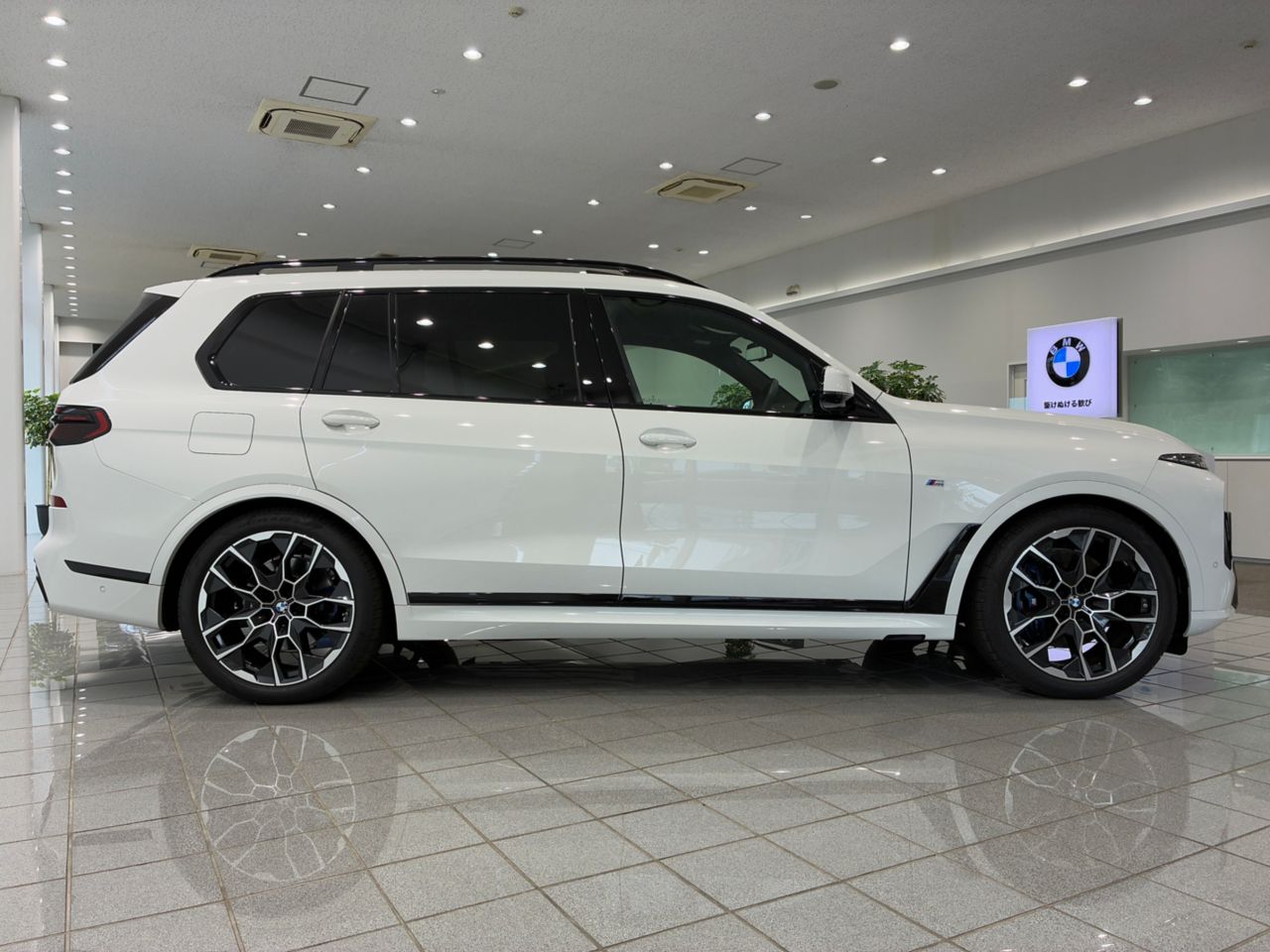 X7 xDrive40d RHD US