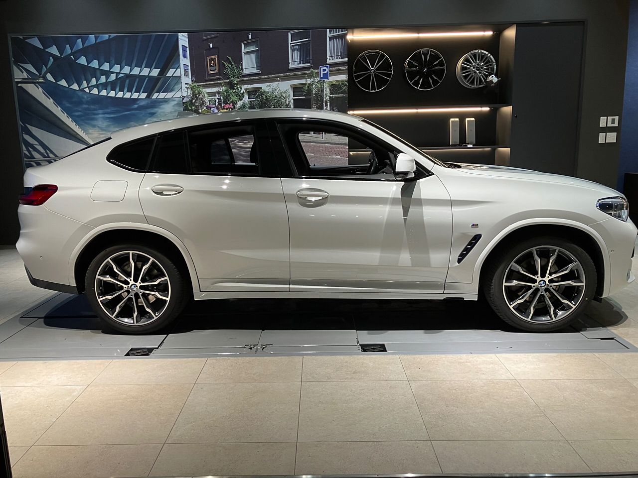 X4 xDrive20d RHD