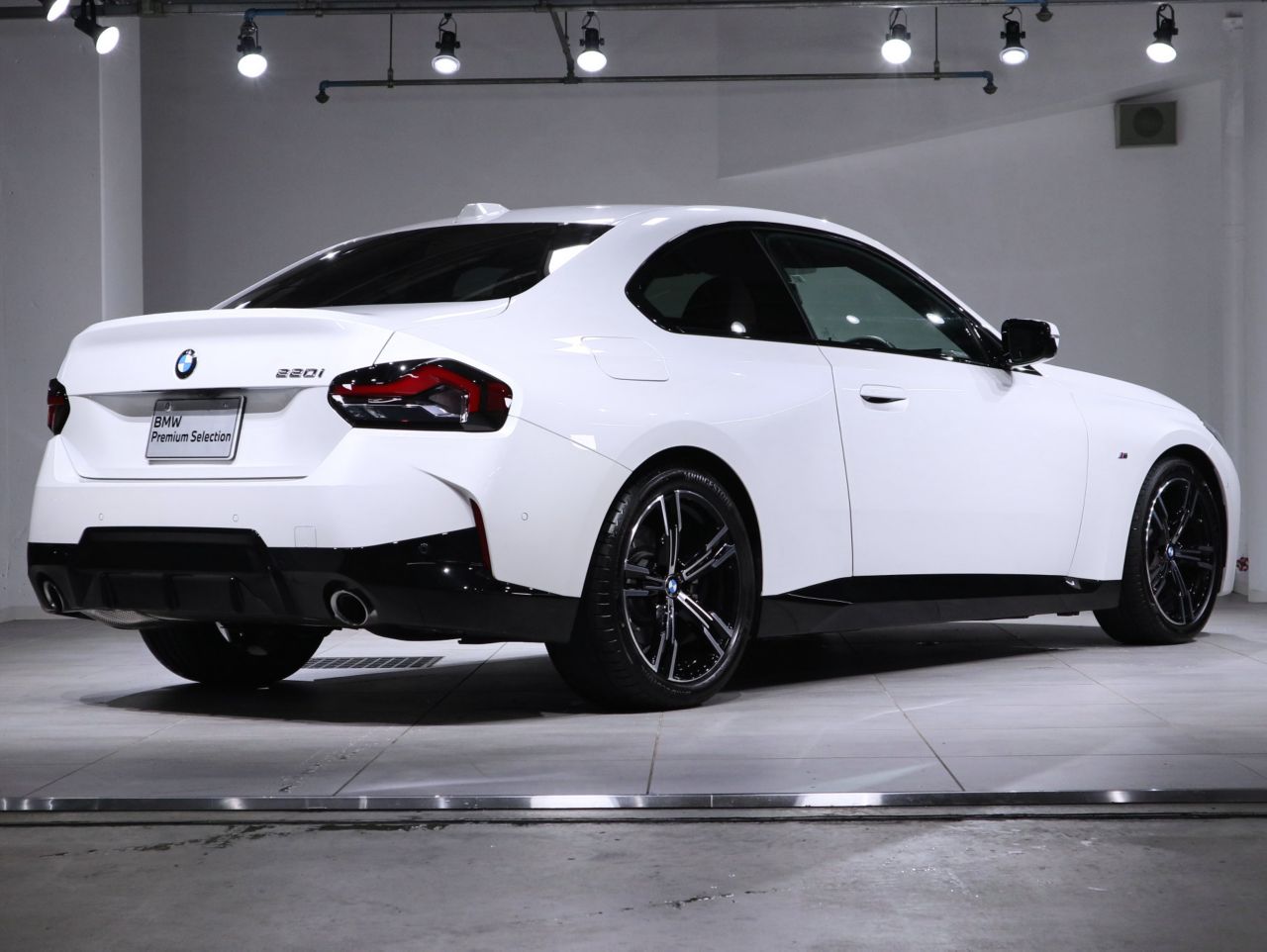 G42 220i Coupe