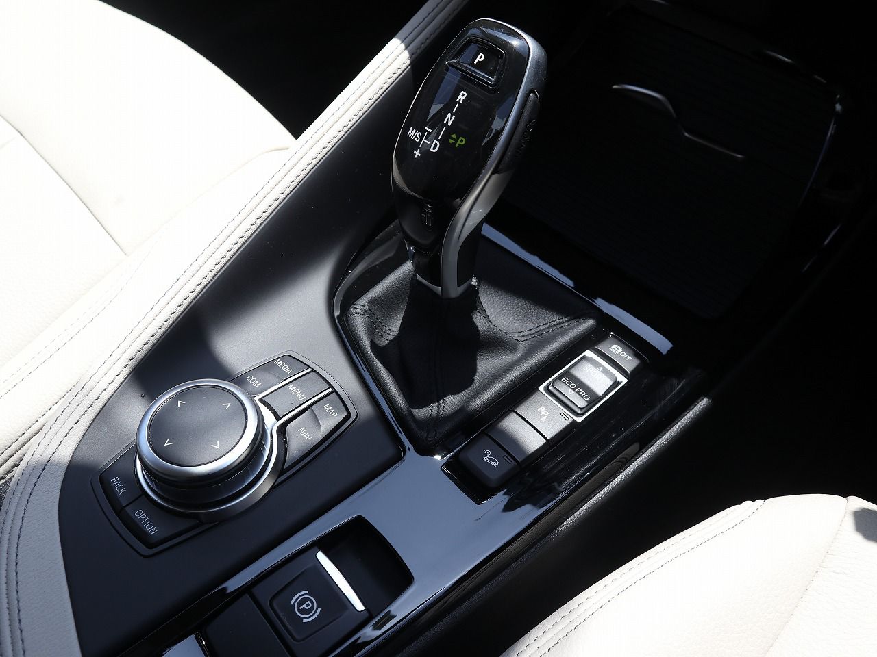 F48 X1 xDrive18d B47 2.0d LCI