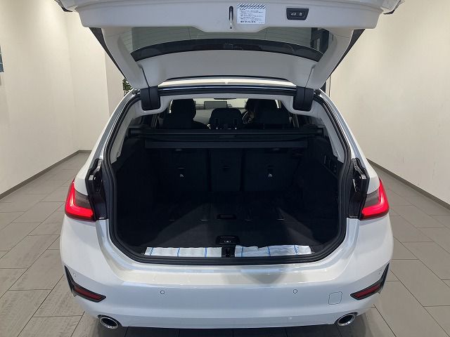G21 320d xDrive Touring RHD