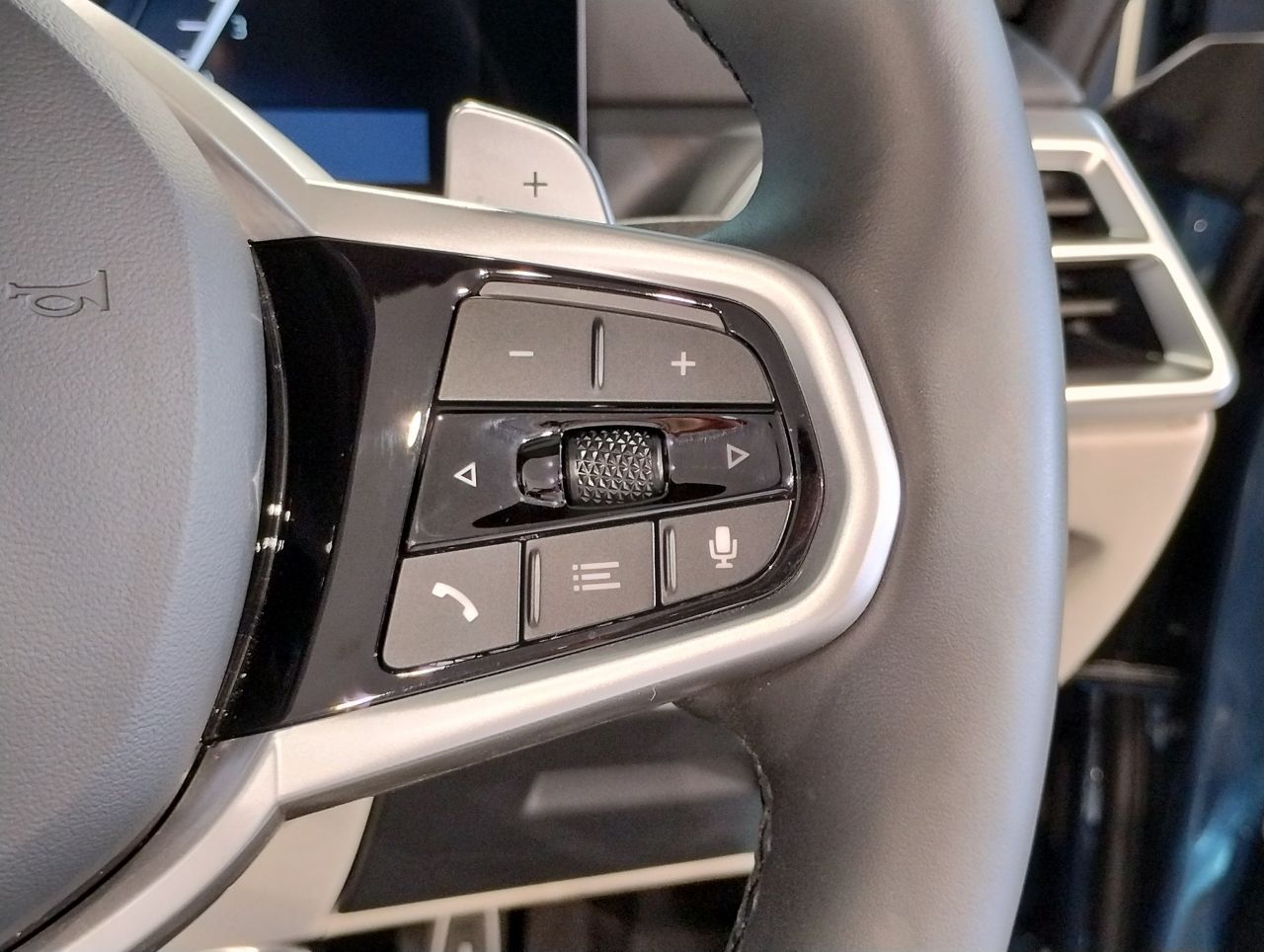 G** 4**i C********** B** 2**i RHD