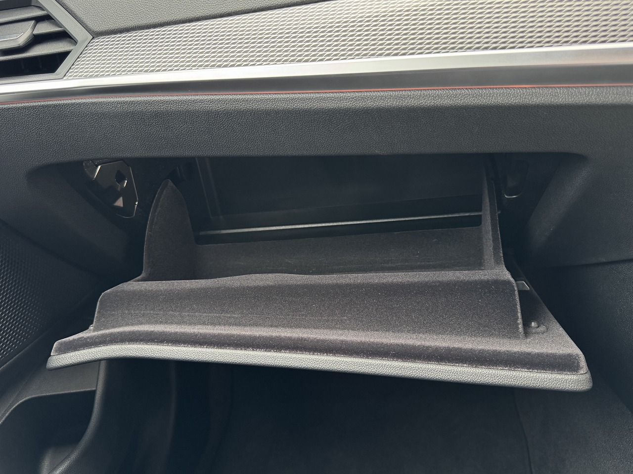 G21 318i Touring