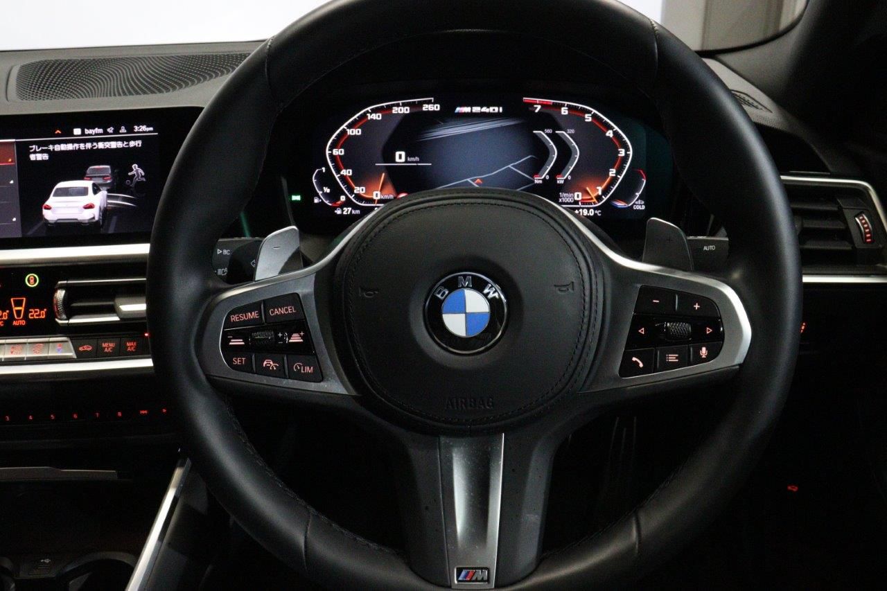 M240i xDrive Coupé RHD