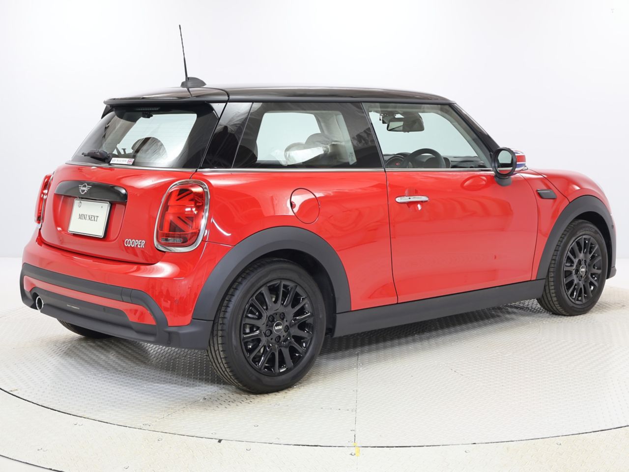 MINI Cooper F56 RHD