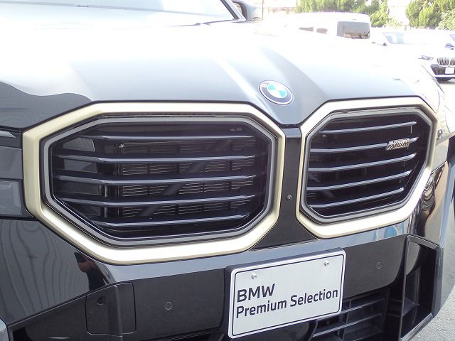 XM RHD
