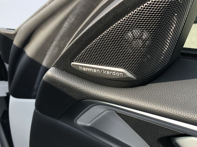 G82 M4 Competition M xDrive Coupe RHD