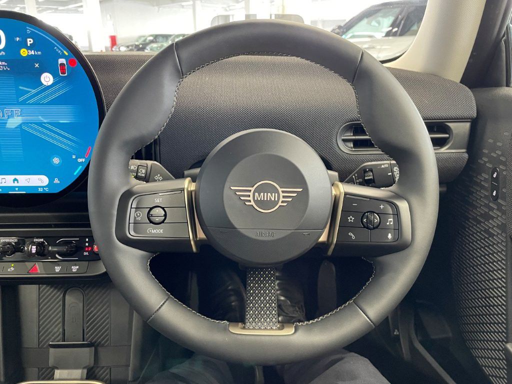 F66 MINI Cooper C 3Dr