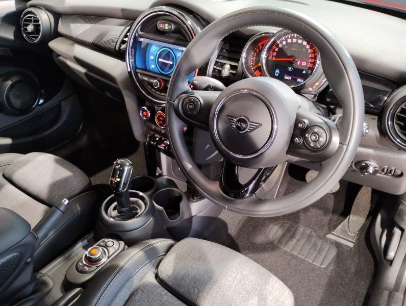 F55 MINI Cooper 5-Door Hatch LCI