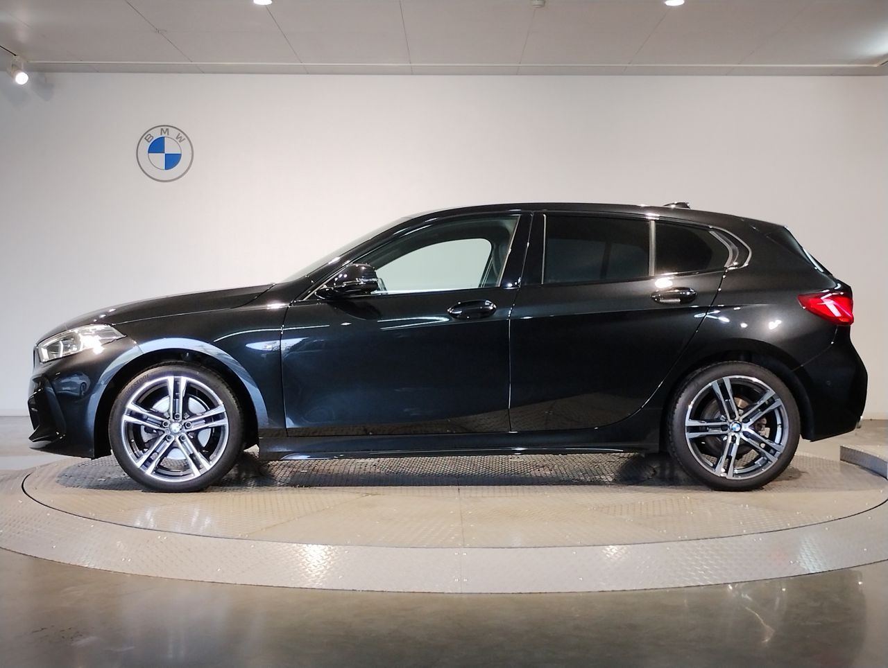 F40 118d Sports Hatch 5-door B47 2.0d