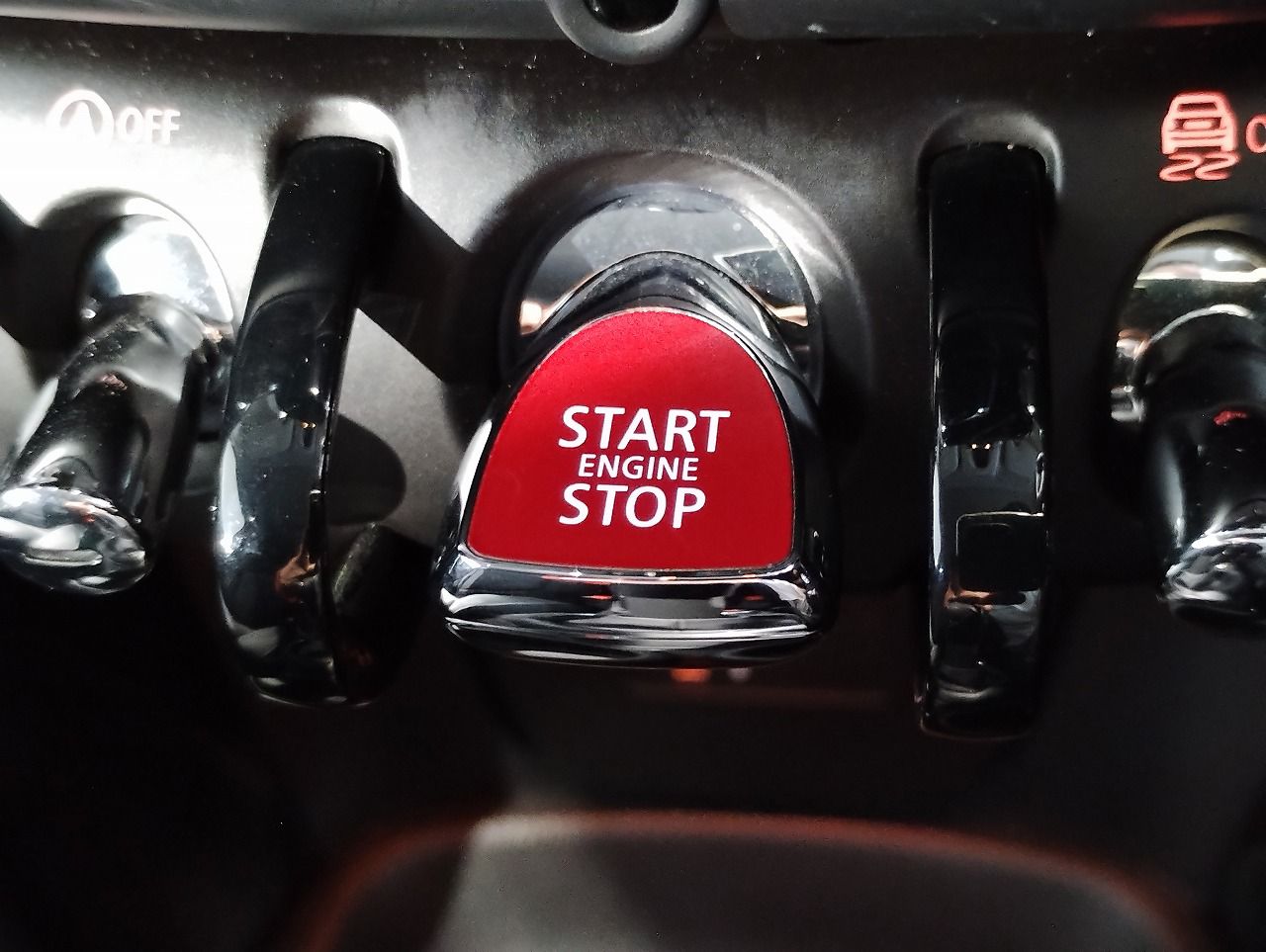 MINI F55 Cooper D 5dr Hatch LCI