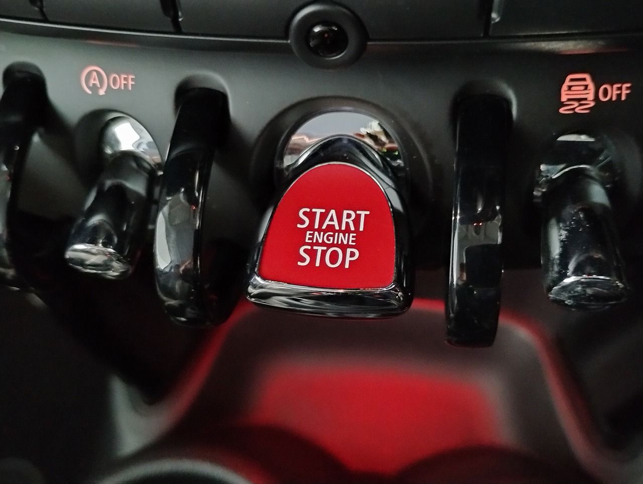F56 COOPER S D(AT)