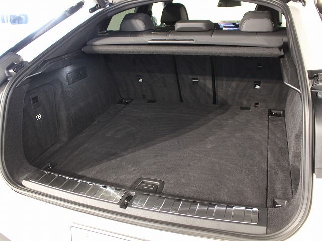 X6 xDrive30d M Sport RHD