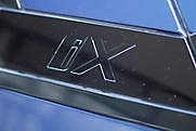 iX xDrive40